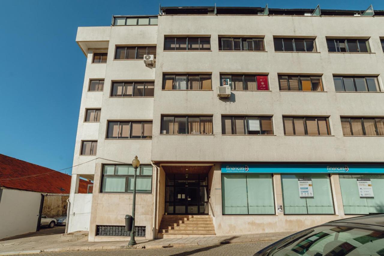 Downtown Stylish Apartment With Garage By Vacationy بورتو المظهر الخارجي الصورة