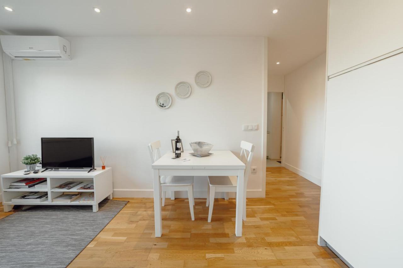 Downtown Stylish Apartment With Garage By Vacationy بورتو المظهر الخارجي الصورة